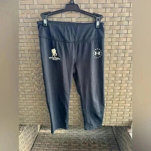 Under Armour Women’s Wounded Warrior Cropped‎ Knee Capri Leggings Sz Small
